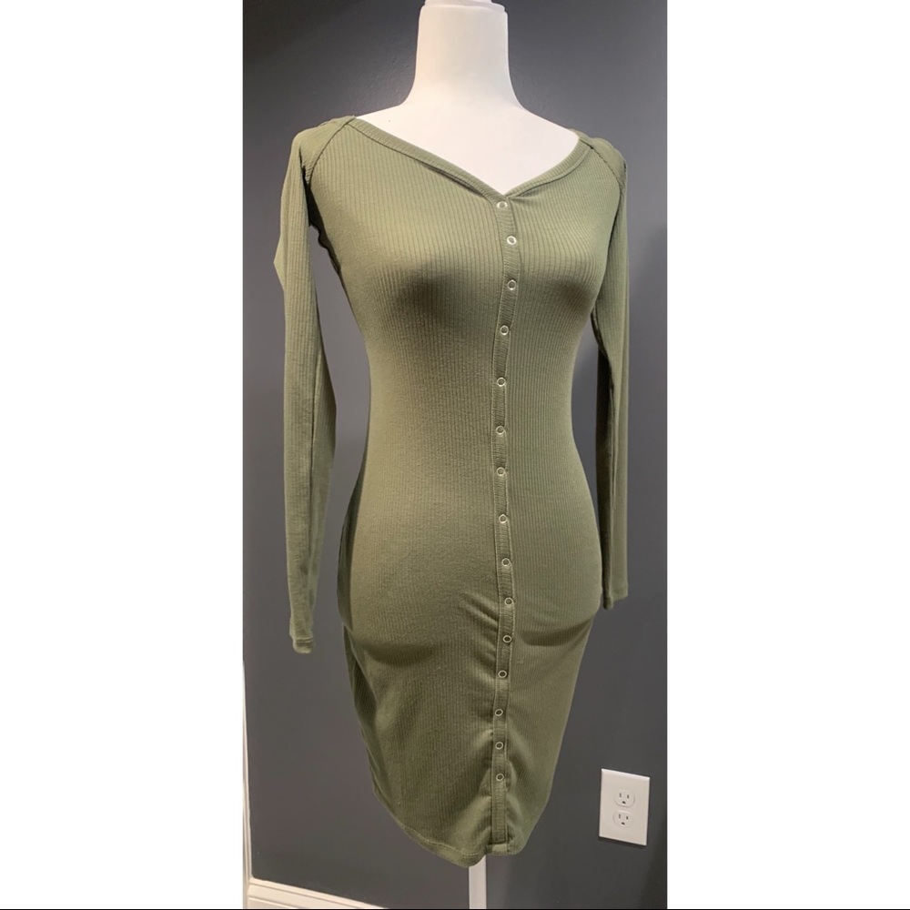 Green midi dress